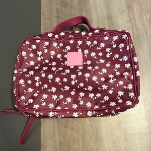 Tender love and Carry Travel Toiletry Bag NWOT